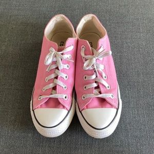 Pink Converse - size 8.5 W, 7 M